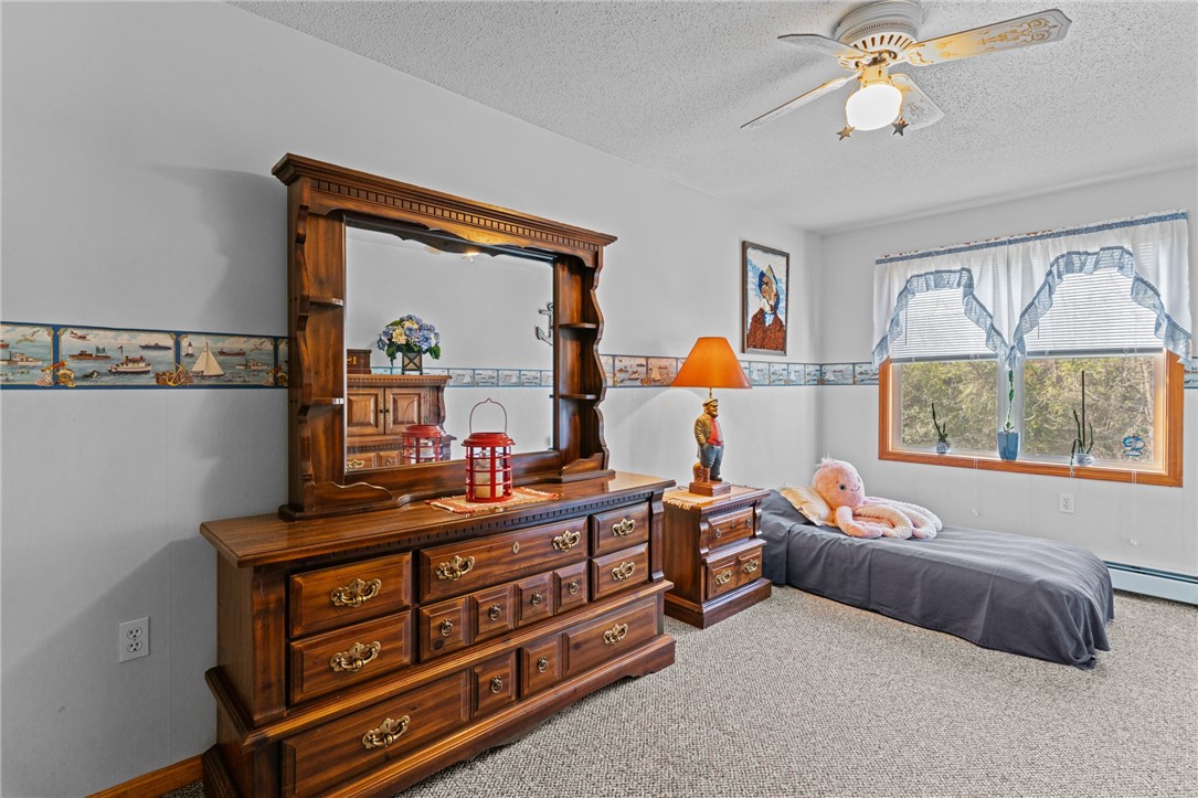 6 Country Road Warren, RI 02885 - Photo 25 of 41