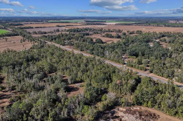 $170,000 | 0 Southeast Camelot Way, Lee, FL 32059