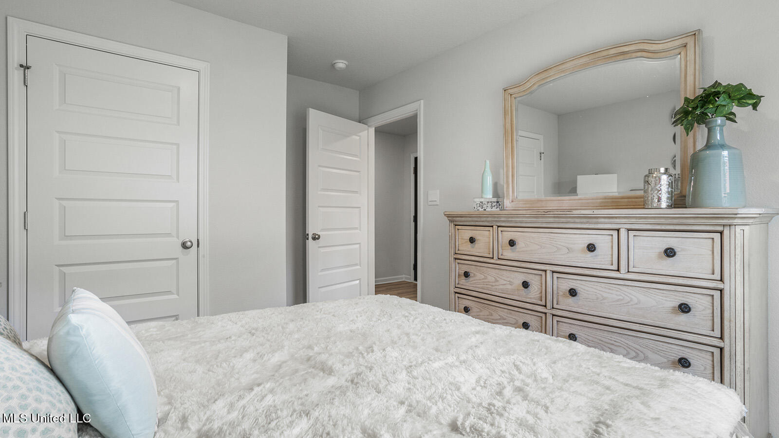 9475 Reserve Boulevard Biloxi, MS 39532 - Photo 15 of 21 Bedroom