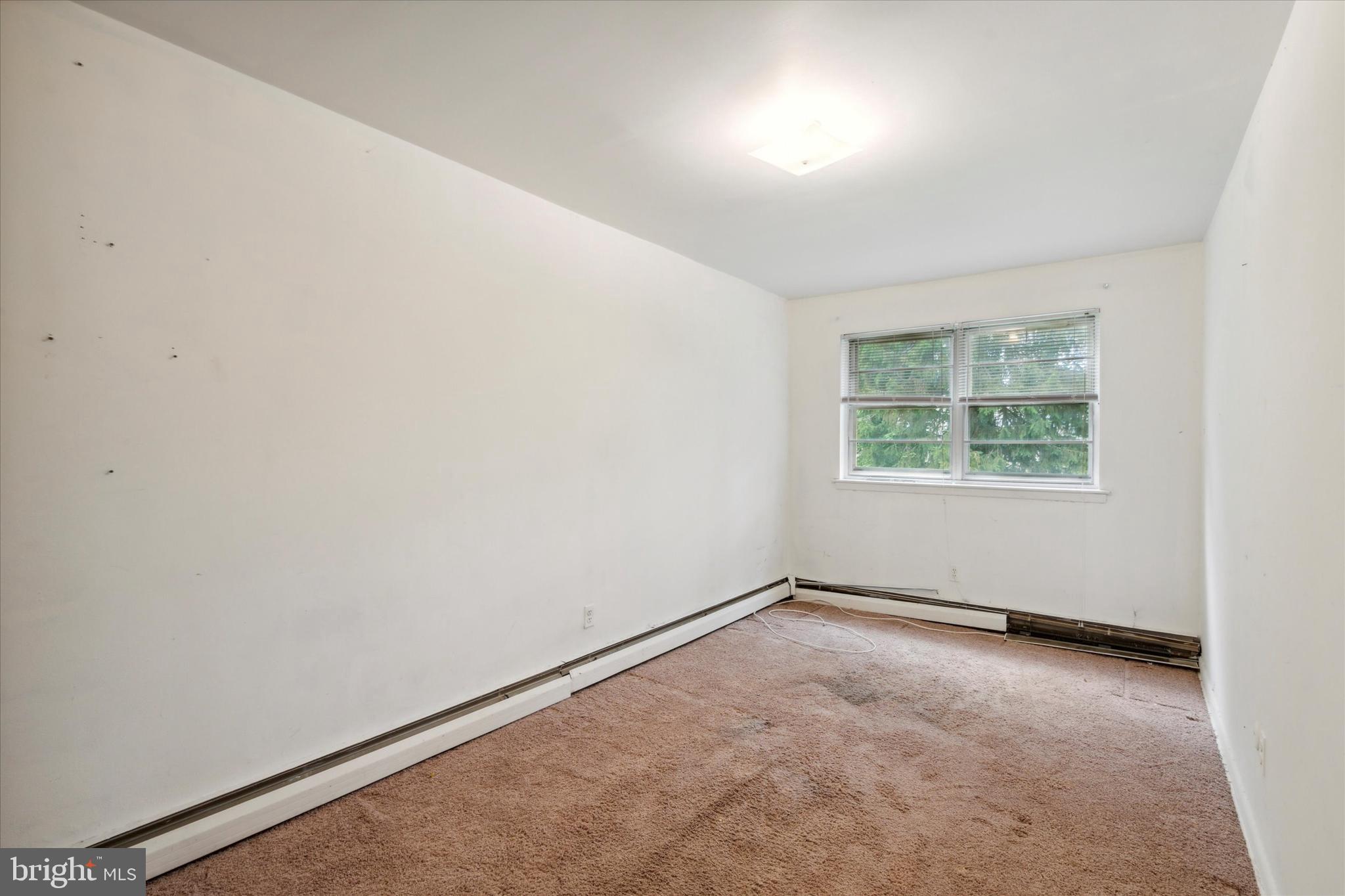 830 Garrett Lane Springfield, PA 19064 - Photo 27 of 51 Third Unit