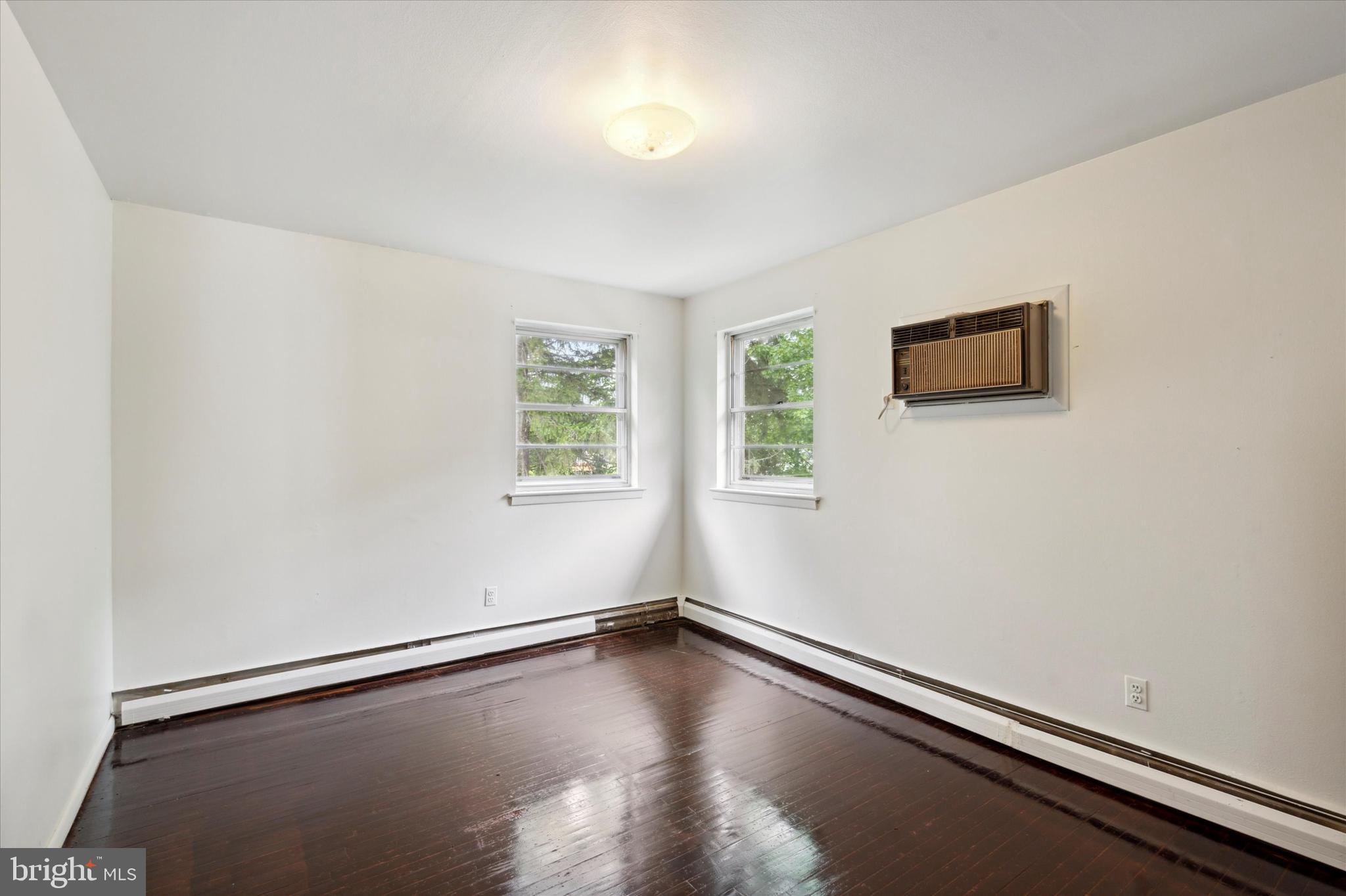 830 Garrett Lane Springfield, PA 19064 - Photo 38 of 51 Fourth Unit