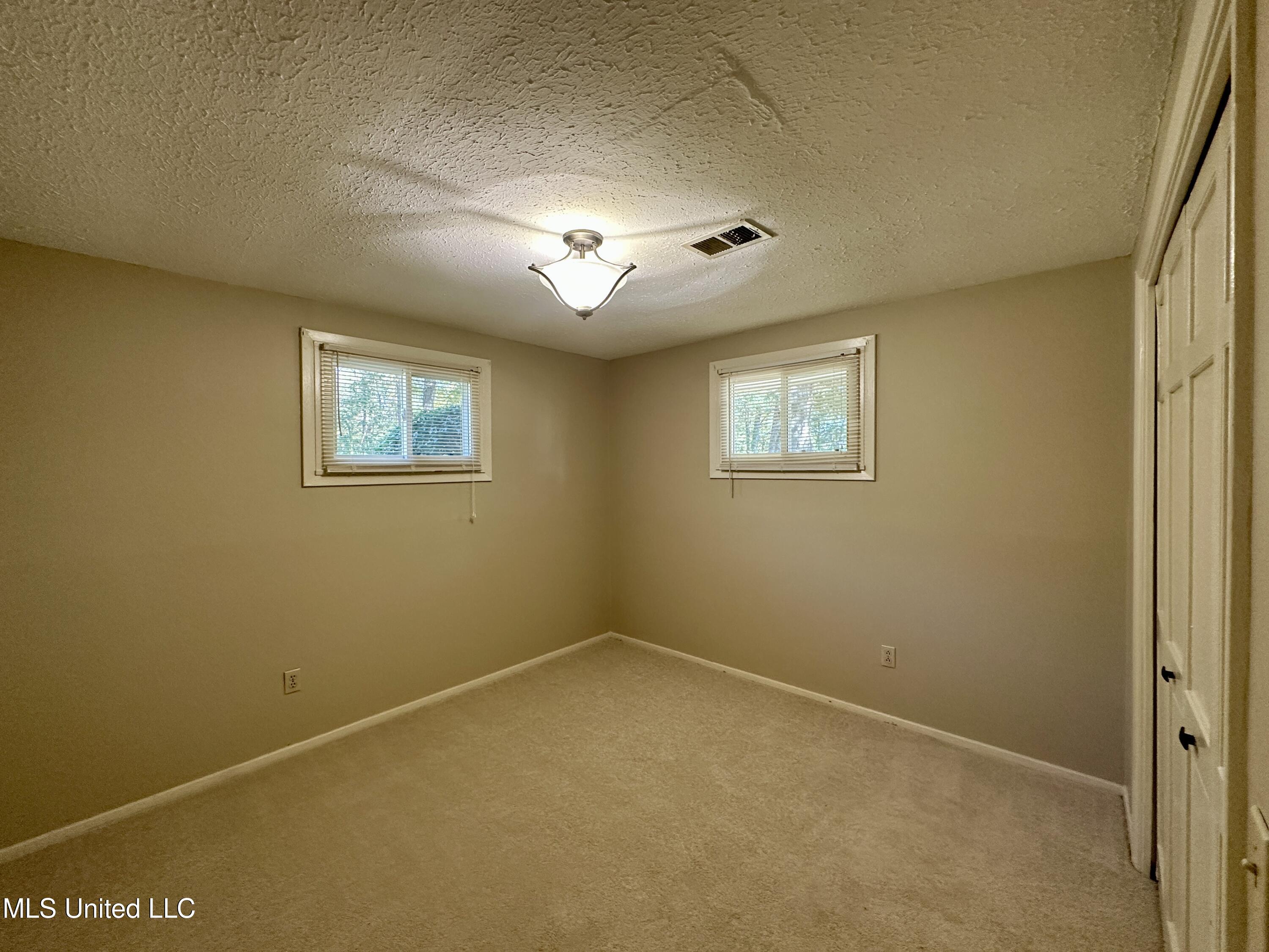 5214 Old Jackson Road Terry, MS 39170 - Photo 12 of 26 oldjxnbedroom2