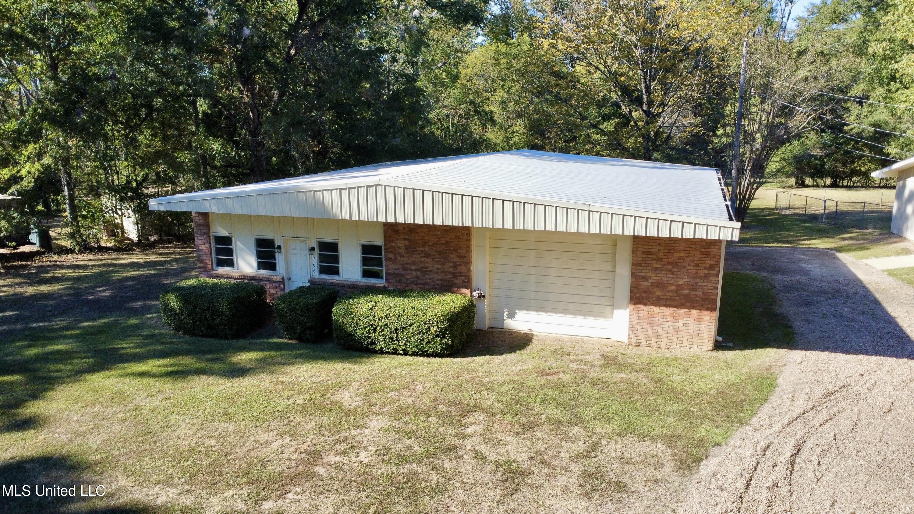 5214 Old Jackson Road Terry, MS 39170 - Photo 21 of 26 oldjxnrdshopprimary