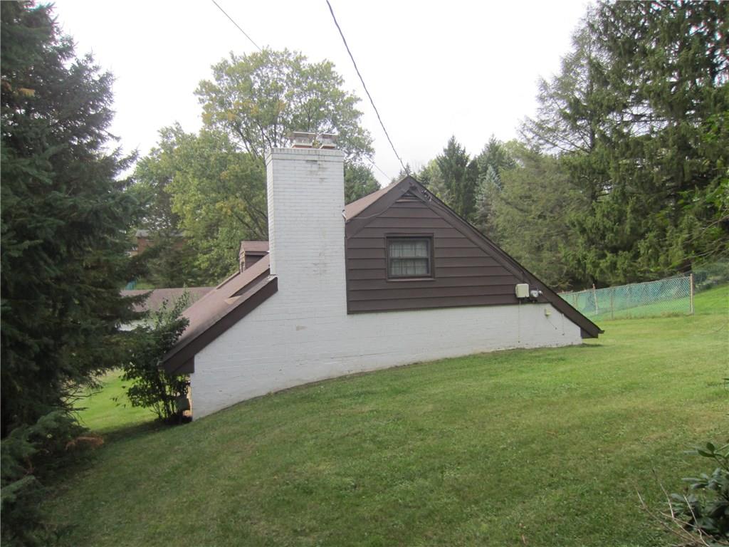 415 Center Road Monroeville, PA 15146 - Photo 4 of 25 Gallery Image 4