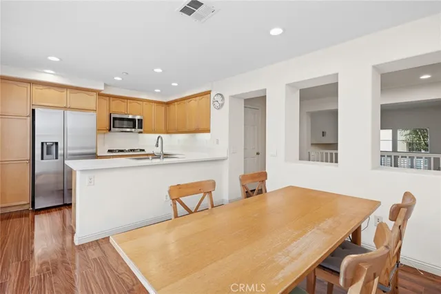 $1,200,000 | 9 Bonsall, Unit 61, Irvine, CA 92602