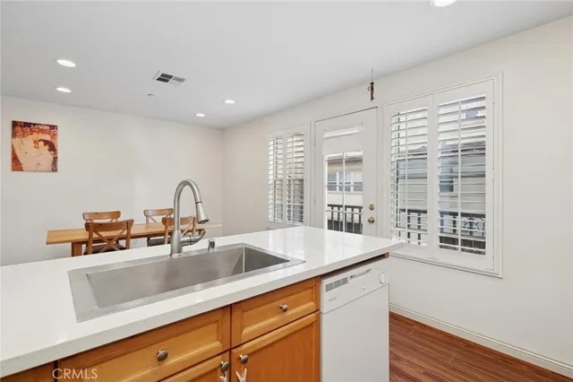 $1,200,000 | 9 Bonsall, Unit 61, Irvine, CA 92602