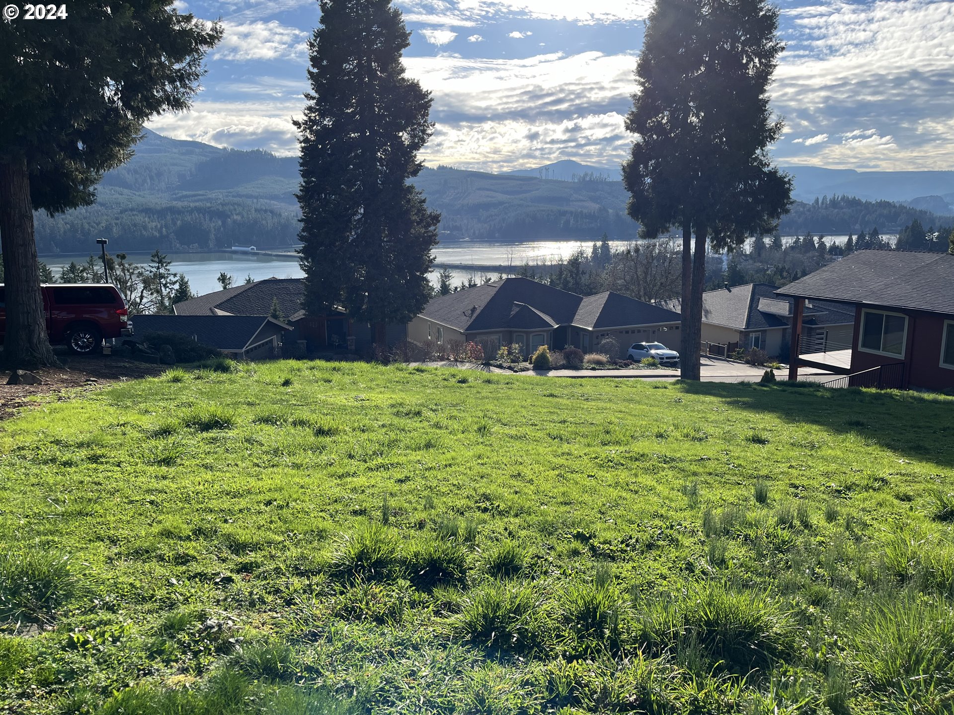 Sunridge Lane, Unit 35 Lowell, OR 97452 - Photo 3 of 4