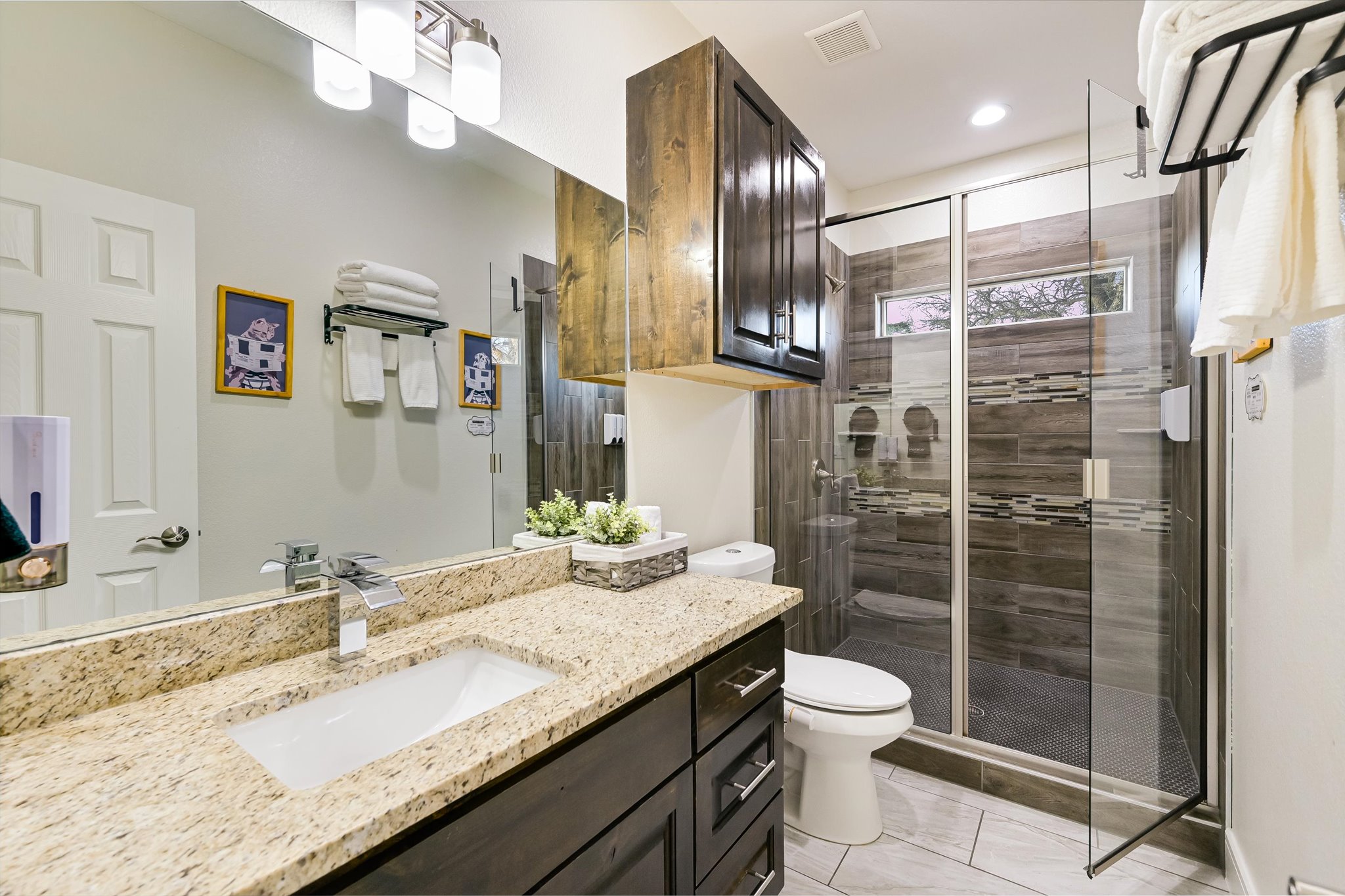 8400 Taylorsville Road Dale, TX 78616 - Photo 17 of 38 Bathroom featuring a stall shower and vanity