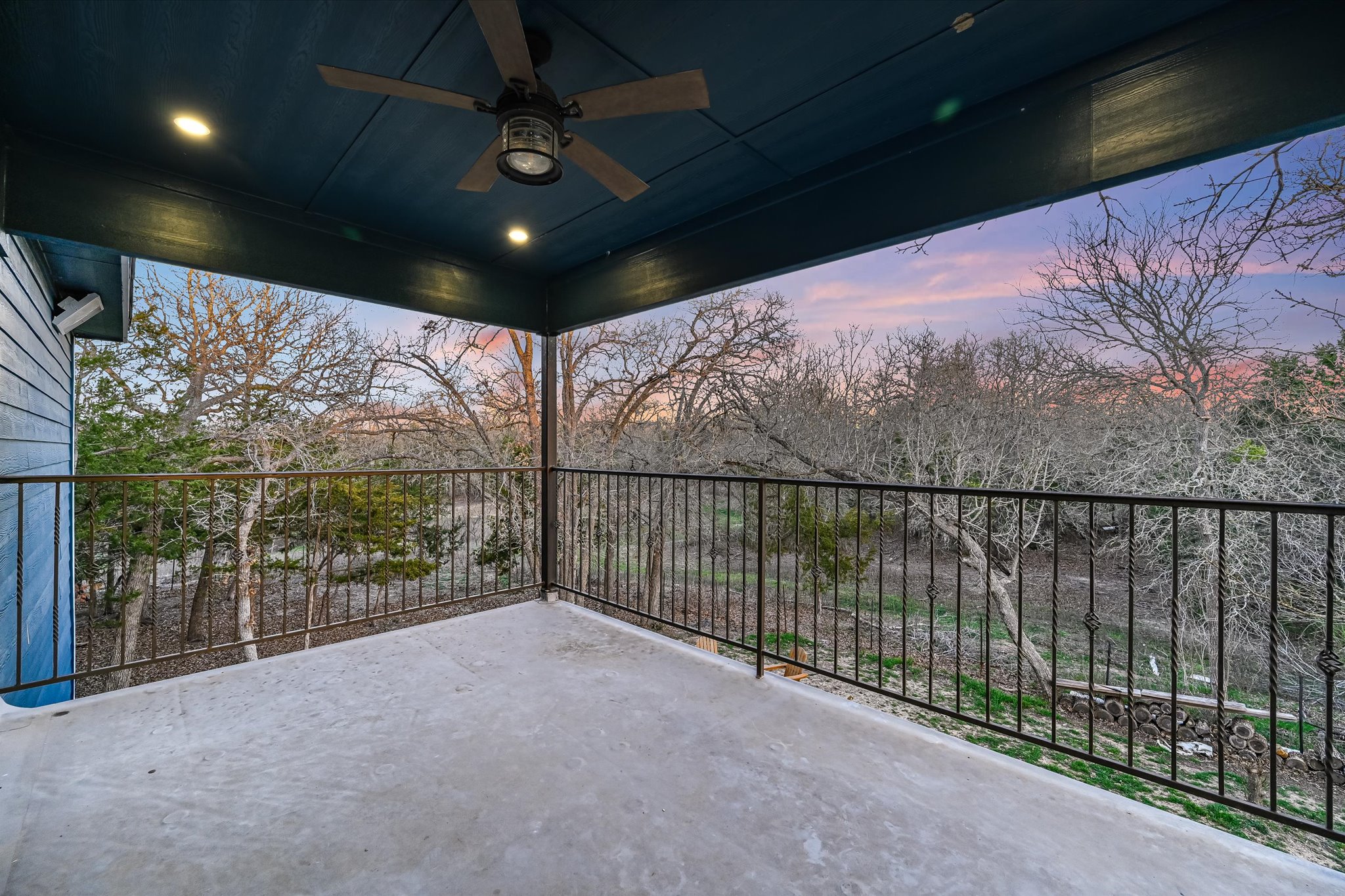 8400 Taylorsville Road Dale, TX 78616 - Photo 21 of 38 Balcony with a ceiling fan