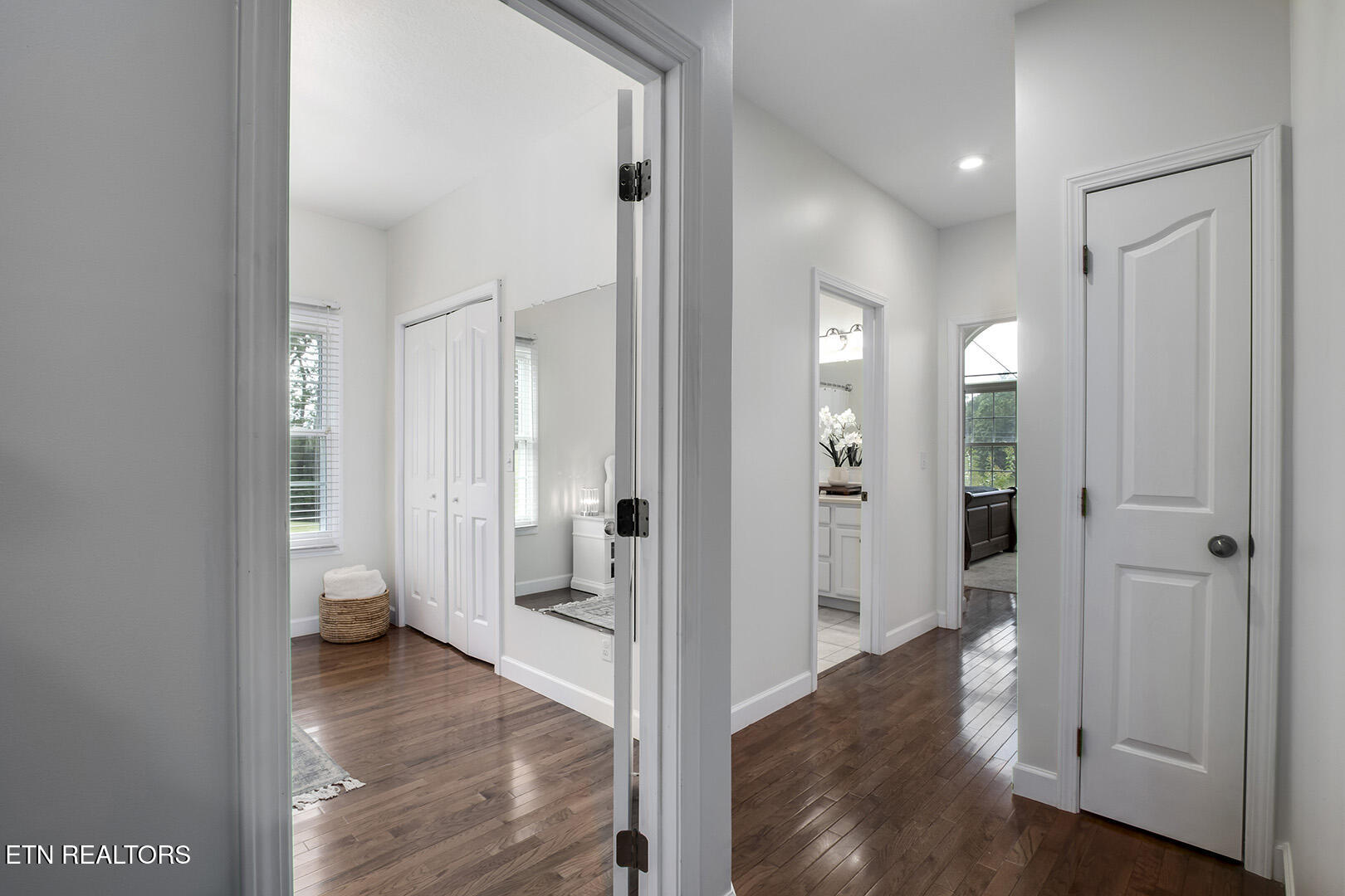 512 Caney Creek Road Harriman, TN 37748 - Photo 30 of 60 30_CaneyCreekRoad_512_BRs_3-4Entries