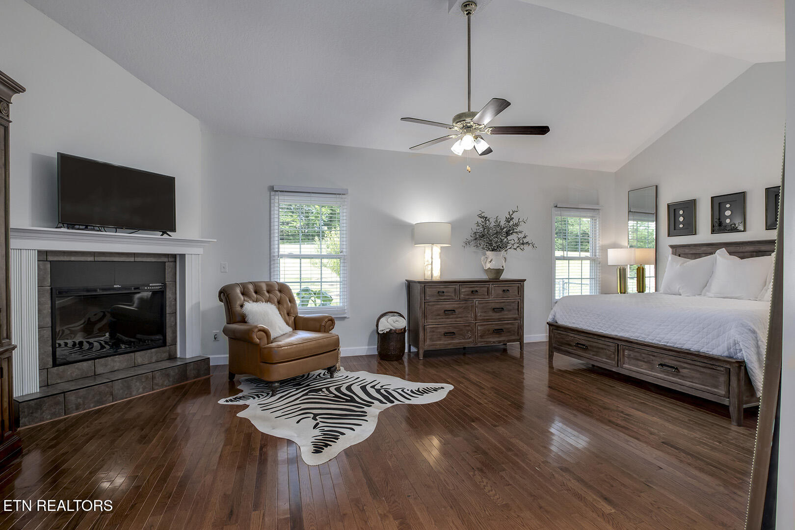 512 Caney Creek Road Harriman, TN 37748 - Photo 35 of 60 35_CaneyCreekRoad_512_MasterBedroom01