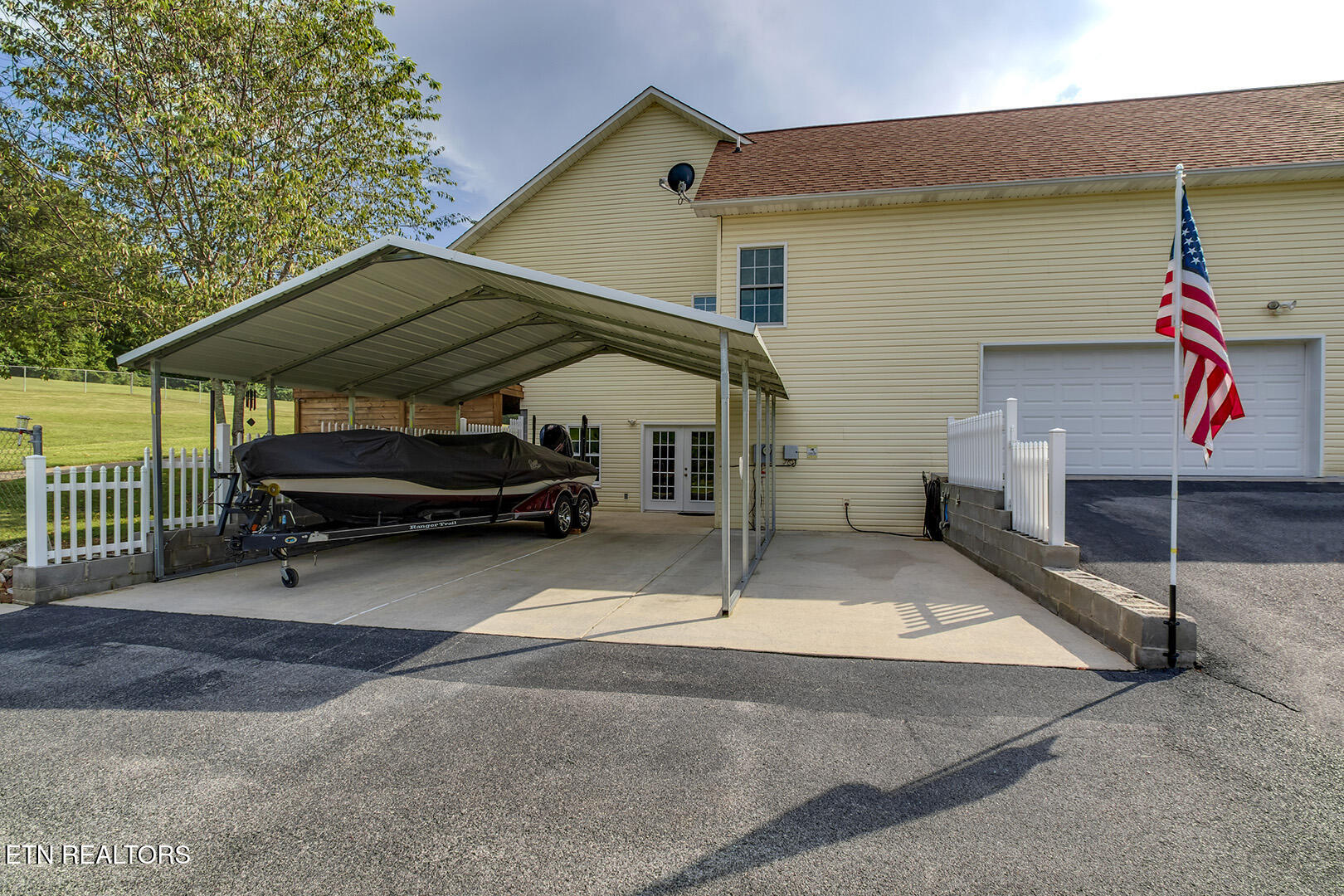 512 Caney Creek Road Harriman, TN 37748 - Photo 45 of 60 45_CaneyCreekRoad_512_Carport