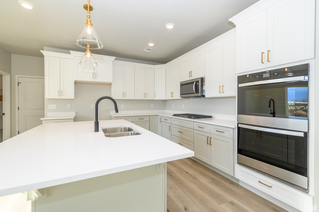 1575 South 960 West, Unit 155 Provo, UT 84601 - Photo 5 of 26