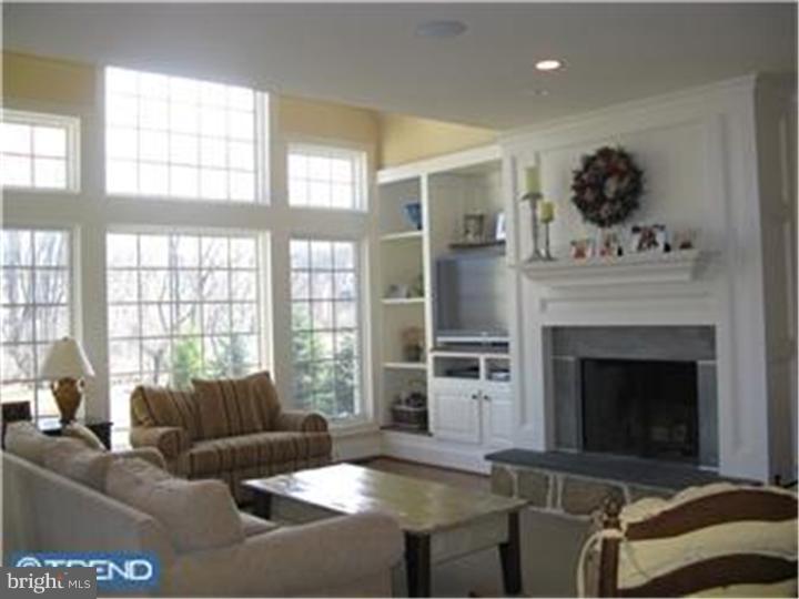 75 Diamond Rock Road Phoenixville, PA 19460 - Photo 6 of 19 Family Room