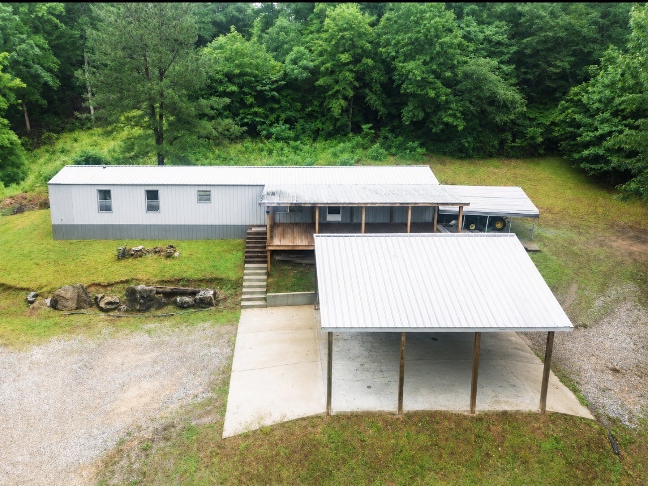 1865 McWhorter Road Cunningham, TN 37052 - Photo 1 of 22