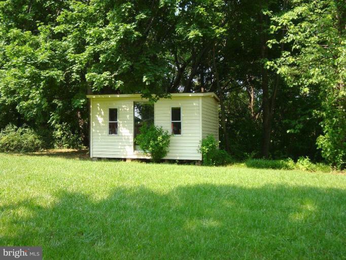 13011 Penn Shop Road Mount Airy, MD 21771 - Photo 4 of 22 Shed
