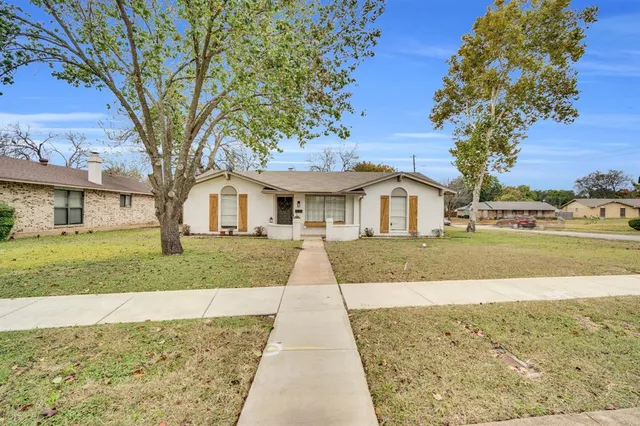 $320,000 | 1226 Acton Court, Duncanville, TX 75137