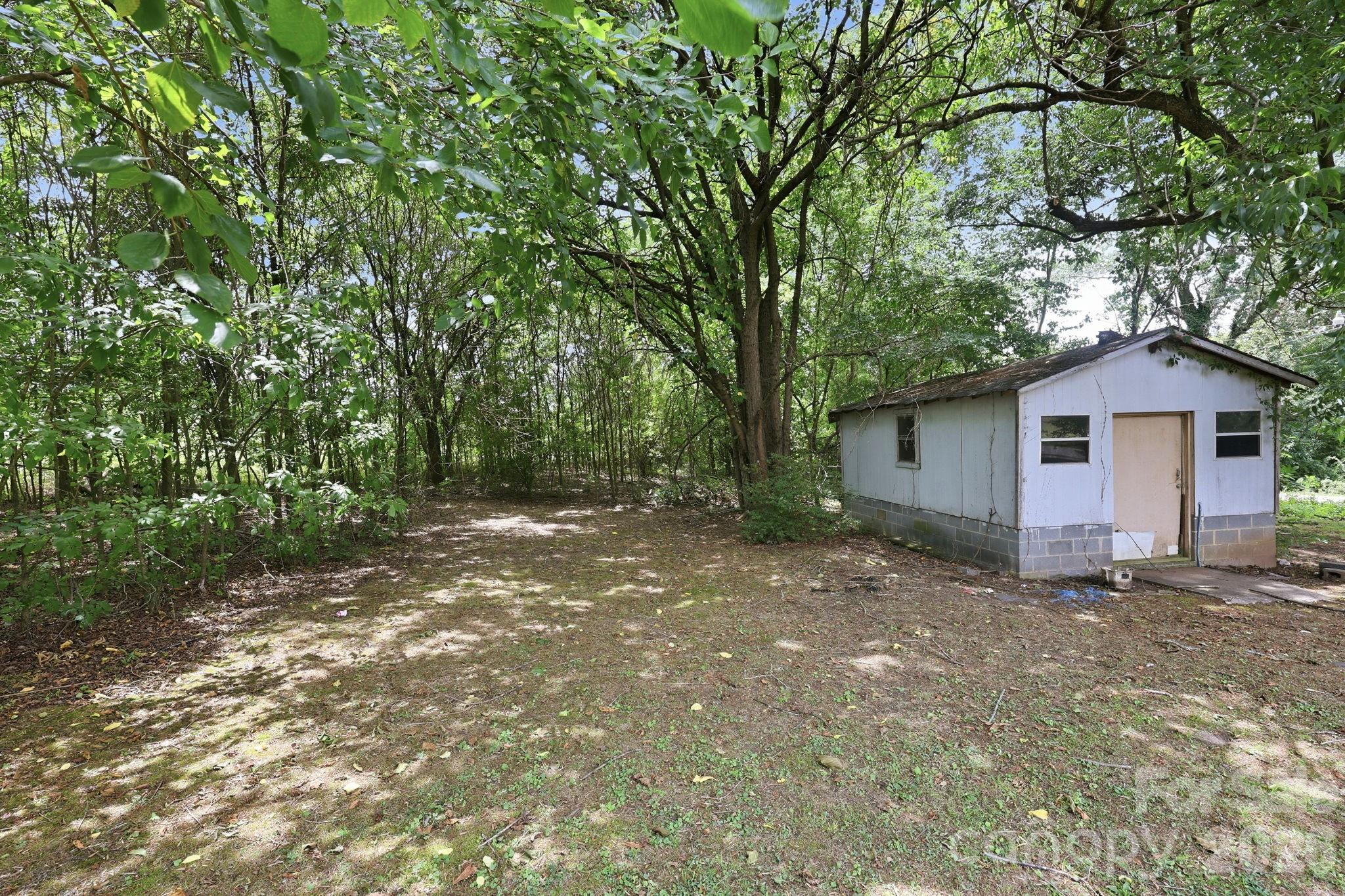 1303 Bringle Ferry Road Salisbury, NC 28144 - Photo 29 of 37