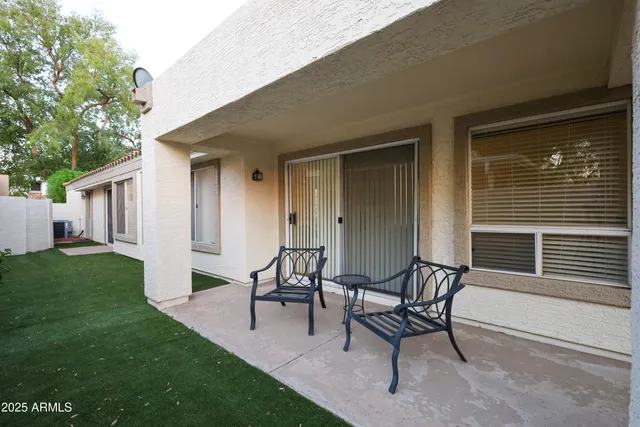 $580,700 | 11840 North 40th Way, Phoenix, AZ 85028