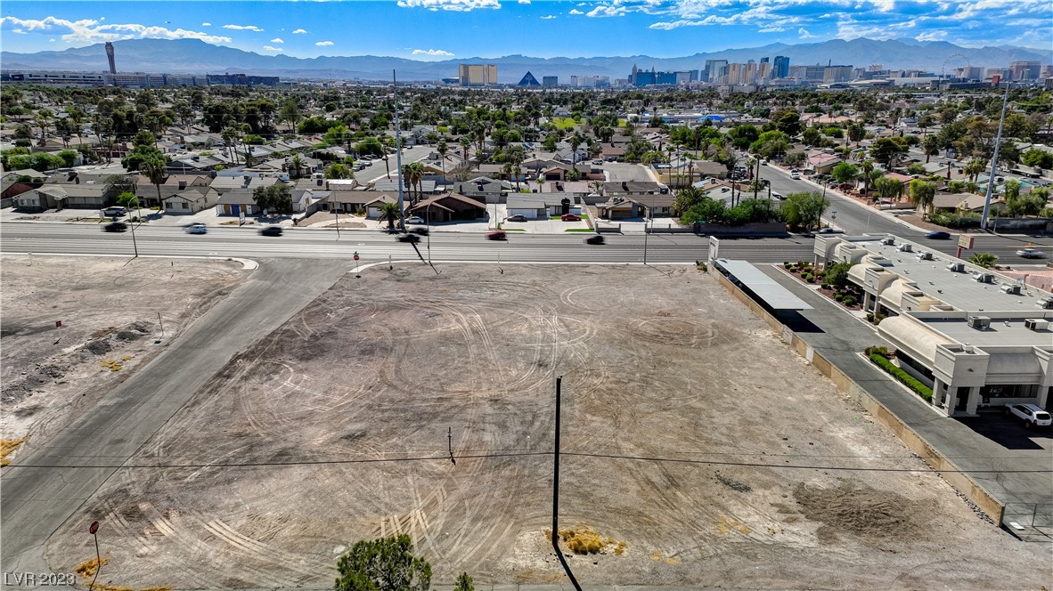 Eastern Las Vegas, NV 89119 - Photo 4 of 17