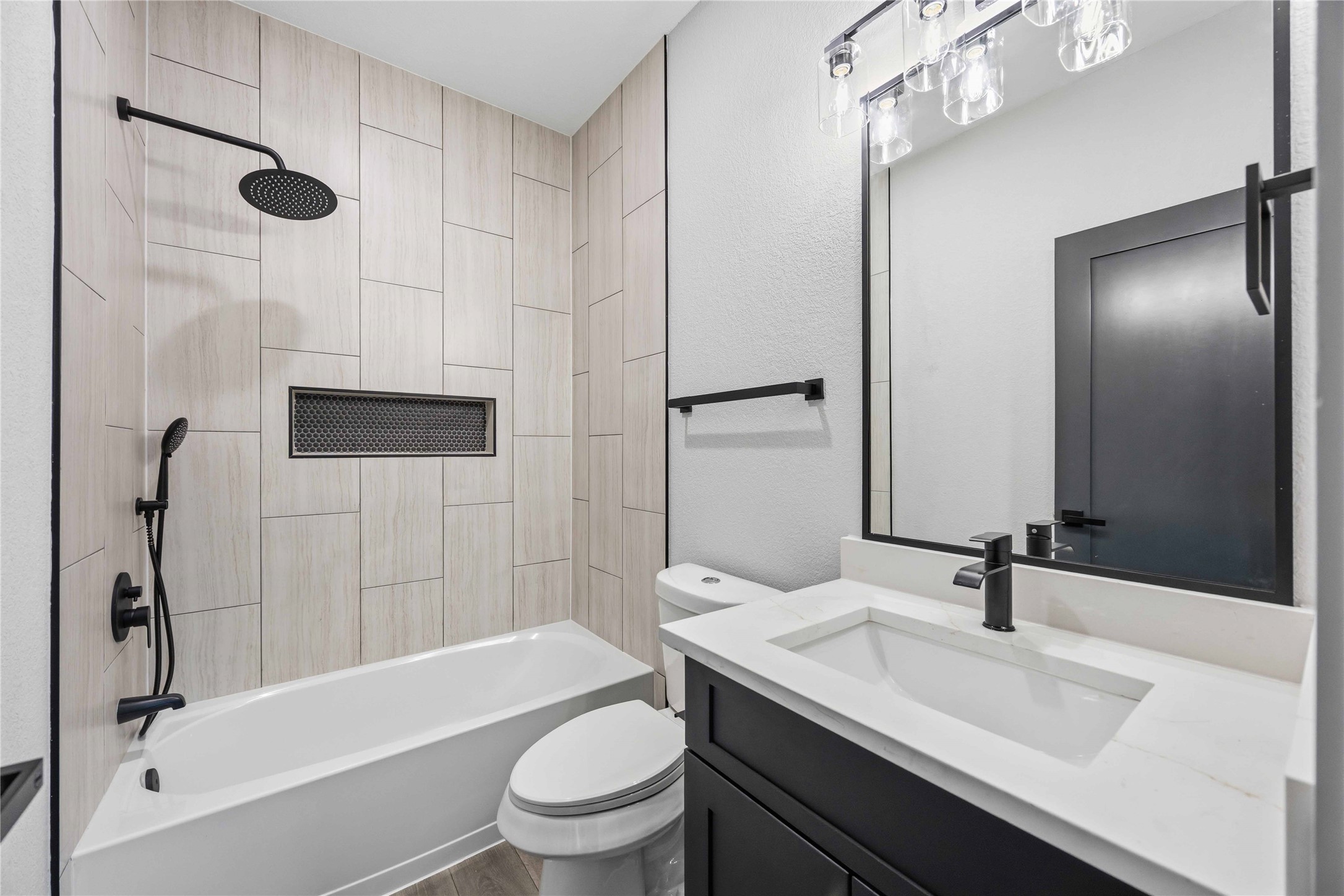 5326 Ridgeway Drive Houston, TX 77033 - Photo 22 of 31 Gallery Image 22