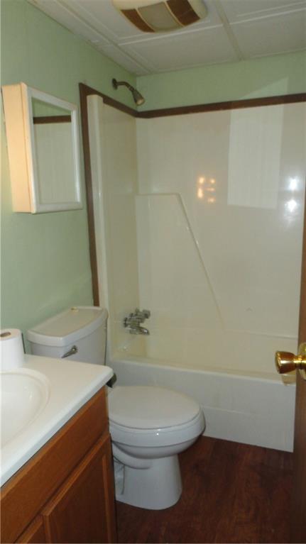 423 Portman Road Butler, PA 16002 - Photo 13 of 22 main bath