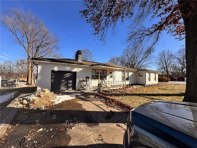 $235,000 | 3649 South Park Avenue, Independence, MO 64052