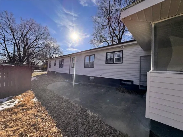 $235,000 | 3649 South Park Avenue, Independence, MO 64052