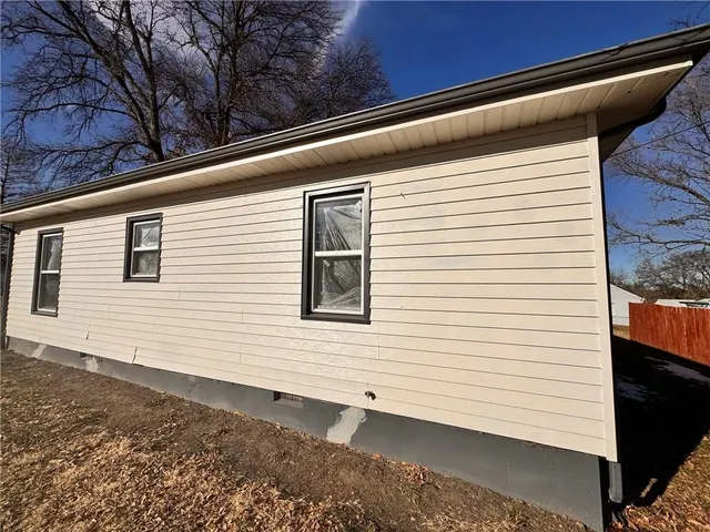 $235,000 | 3649 South Park Avenue, Independence, MO 64052