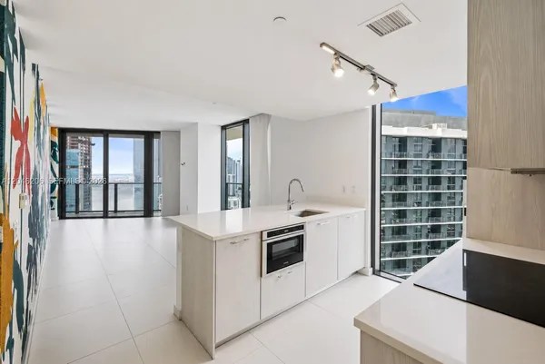$4,350 | 501 Northeast 31st Street, Unit 3208, Miami, FL 33137