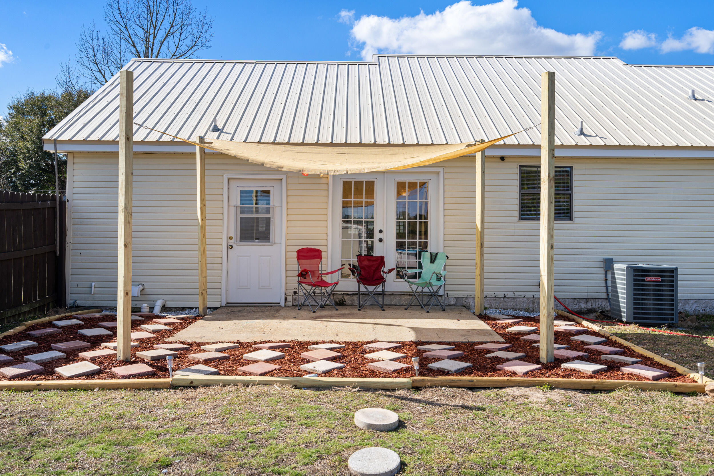 118 Stephens Lane Crestview, FL 32539 - Photo 26 of 40 Back Patio