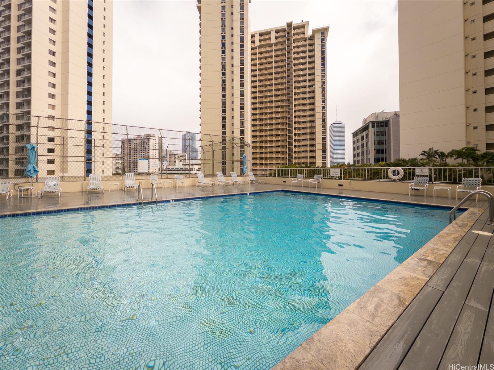 469 Ena Road, Unit 2301 Honolulu, HI 96815 - Photo 14 of 18