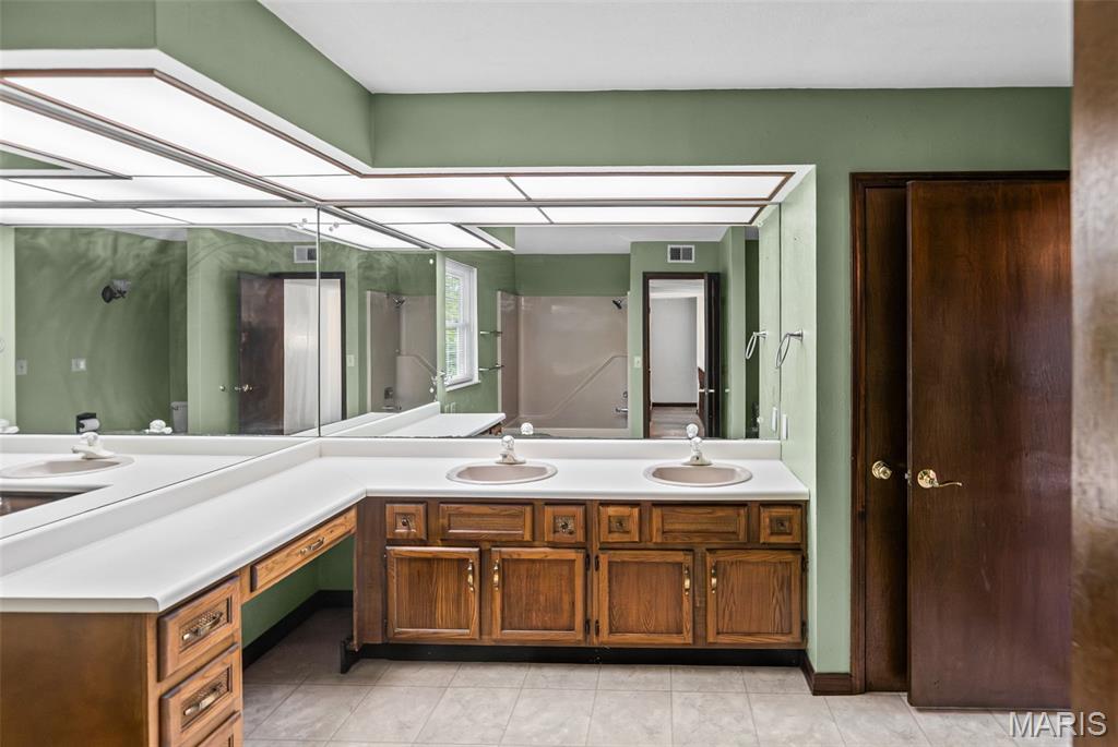 1034 Raymond Drive Red Bud, IL 62278 - Photo 42 of 63
