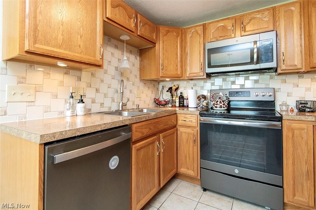816 Wadsworth Road, Unit A7 Medina, OH 44256 - Photo 7 of 25