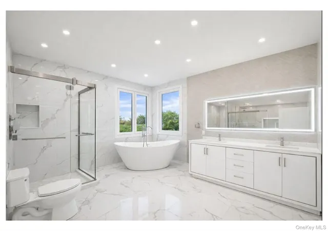 $1,679,000 | 2 Radial Lane, Levittown, NY 11756