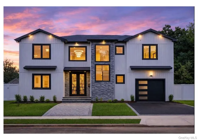 $1,679,000 | 2 Radial Lane, Levittown, NY 11756