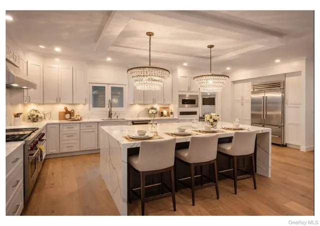 $1,679,000 | 2 Radial Lane, Levittown, NY 11756