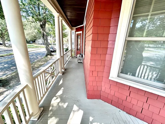 a view of an outdoor space