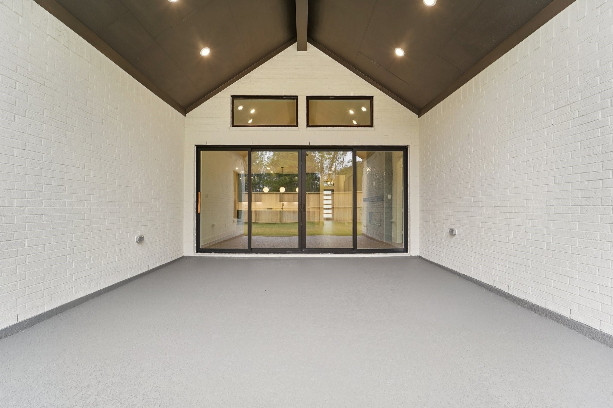 15727 Hoptree Hts Lane Conroe, TX 77302 - Photo 35 of 44 a view of an entryway of a house