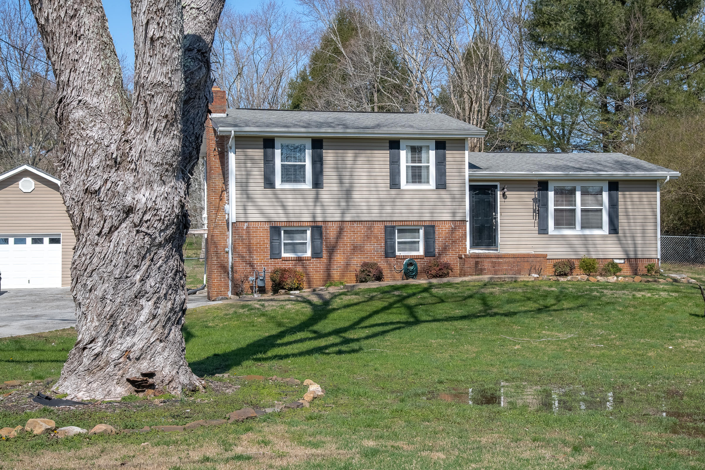 596 West Reed Road LaFayette, GA 30728 - Photo 3 of 25 WReed-28