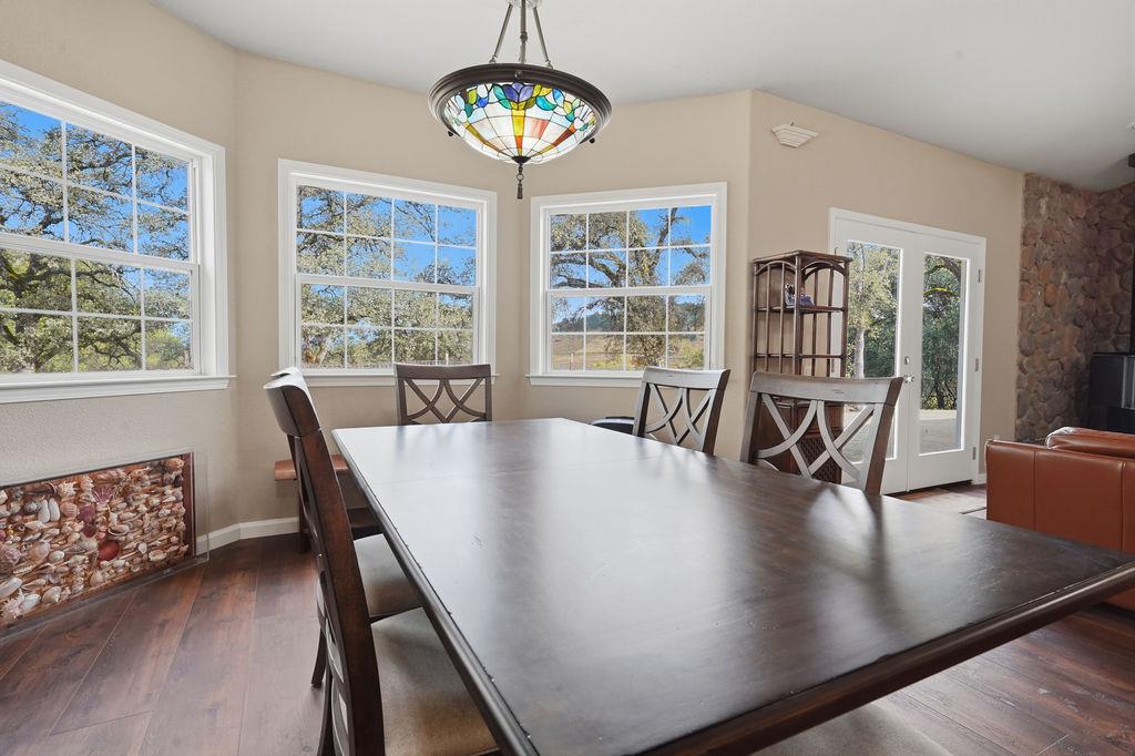19890 Perimeter Road Grass Valley, CA 95949 - Photo 13 of 95
