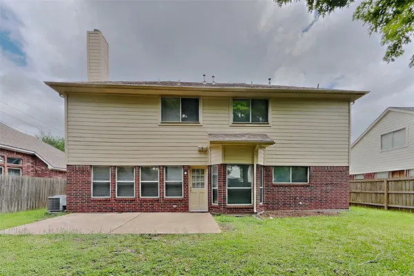 $2,375 | 16306 Ash Point Lane, Sugar Land, TX 77498