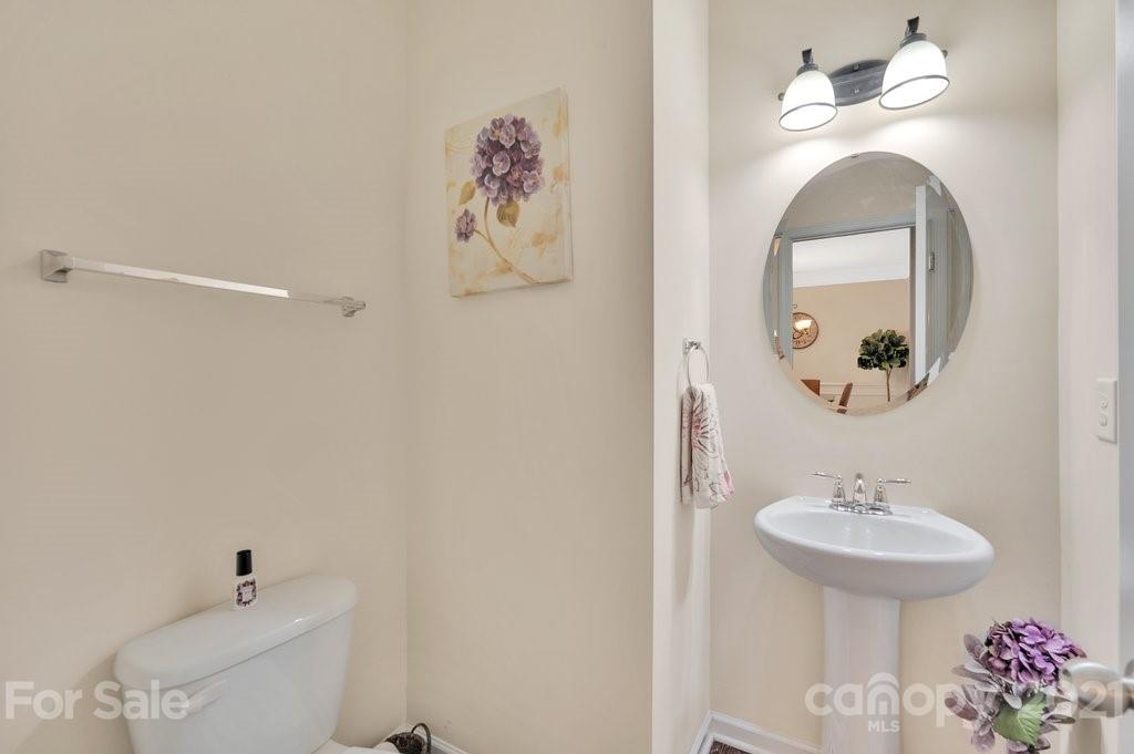 10239 Withers Road Charlotte, NC 28278 - Photo 14 of 38 Gallery Image 14