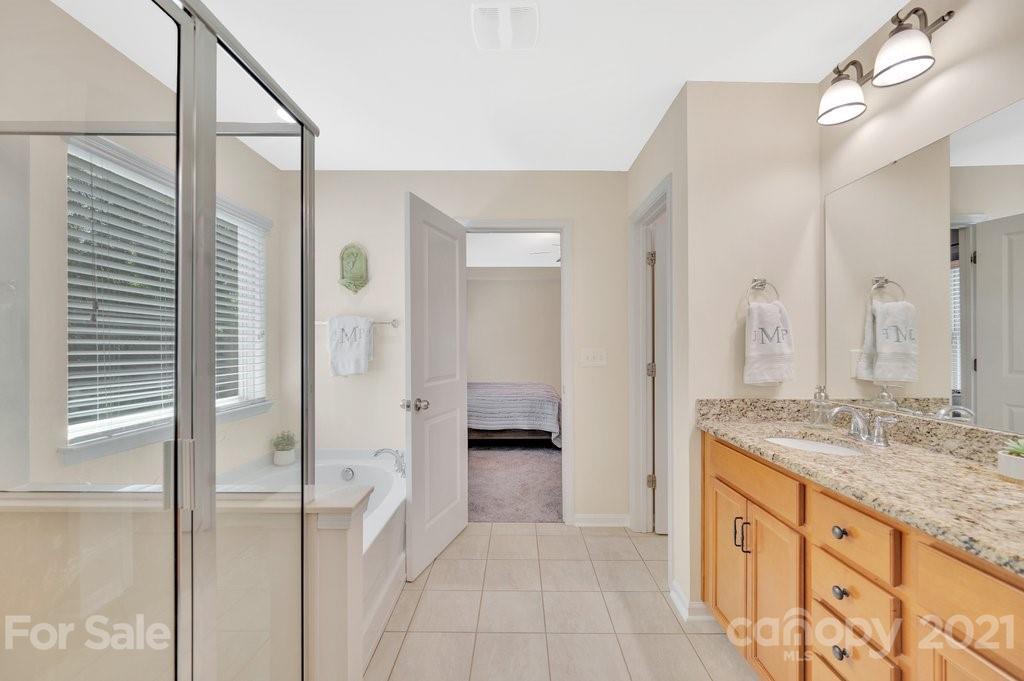 10239 Withers Road Charlotte, NC 28278 - Photo 24 of 38 Gallery Image 24