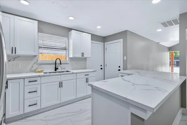 $339,500 | 23 Summer Crest Circle, The Woodlands, TX 77381