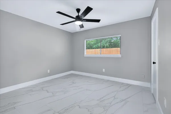 $339,500 | 23 Summer Crest Circle, The Woodlands, TX 77381