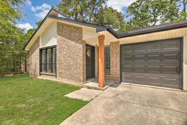 $339,500 | 23 Summer Crest Circle, The Woodlands, TX 77381
