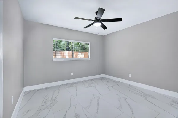 $339,500 | 23 Summer Crest Circle, The Woodlands, TX 77381