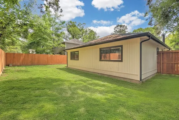 $339,500 | 23 Summer Crest Circle, The Woodlands, TX 77381