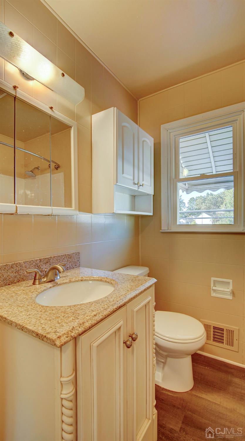 6 Richard Road East Brunswick, NJ 08816 - Photo 17 of 43 Gallery Image 17